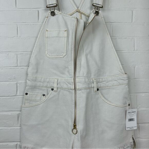 NWT We The Free Free People Sunkissed Denim Overall Shorts Size 8 - Picture 9 of 12